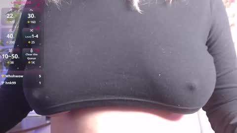 Snapshot of sandrawoolf chatting on 01/26/25, 04:51 sandrawoolf online show from 01/26/25, 04:51