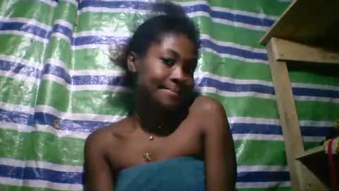 Snapshot of sandricaaa chatting on 04/29/26, 02:04 sandricaaa online show from 04/29/26, 02:04