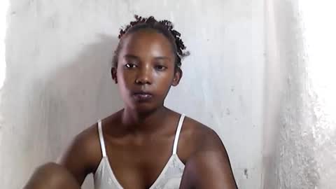 sandrine718 online show from 03/27/26, 08:26