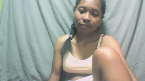 sandy735579 online show from 10/17/25, 08:22