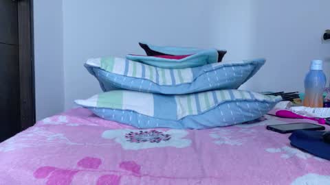 sandy online show from 11/09/25, 01:42