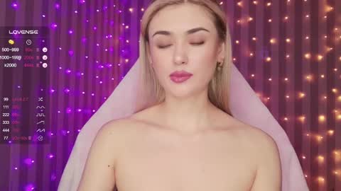 Sandy online show from 03/06/25, 05:57