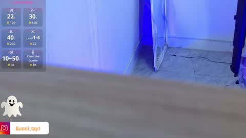 sandyy_tay online show from 11/01/25, 11:23