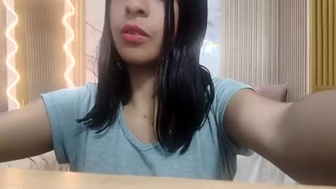 Snapshot of sandyy_tay chatting on 06/18/26, 09:14 sandyy_tay online show from 06/18/26, 09:14