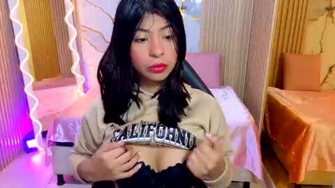 Snapshot of sandyy_tay chatting on 07/12/26, 02:57 sandyy_tay online show from 07/12/26, 02:57