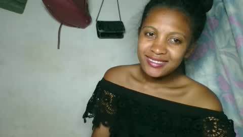 sanelie09 online show from 10/31/25, 07:26