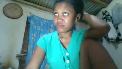 sanelie09 online show from 11/16/25, 08:47