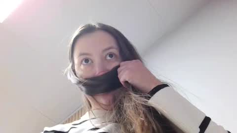 Snapshot of sanita_xi chatting on 02/15/26, 05:26 sanita_xi online show from 02/15/26, 05:26