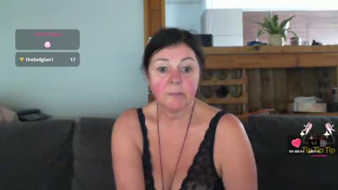 Snapshot of sanroom chatting on 02/26/25, 03:41 sanroom online show from 02/26/25, 03:41