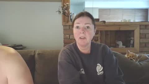 Snapshot of sanroom chatting on 03/20/26, 04:01 sanroom online show from 03/20/26, 04:01