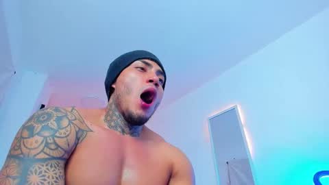 Santi Ferrer online show from 09/09/25, 06:24