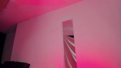 Santi Ferrer online show from 11/07/25, 06:57