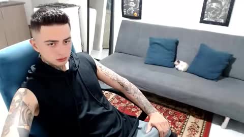 santi_ss online show from 11/26/25, 01:17