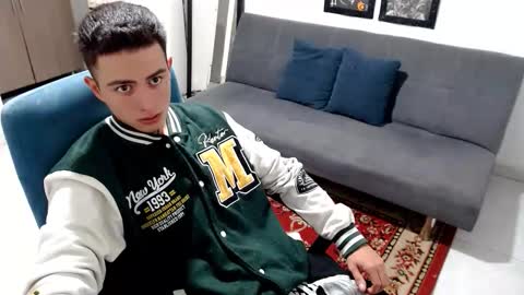 santi_ss online show from 12/22/25, 03:31