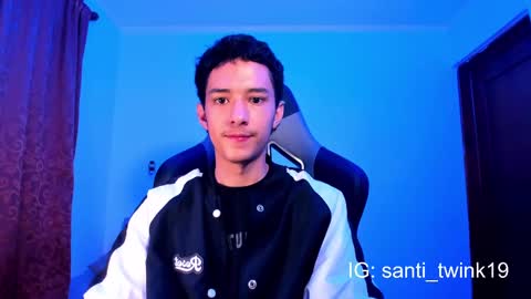 santi_twink19 online show from 12/21/24, 09:44