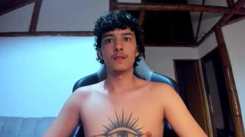 santi_twink19 online show from 02/23/26, 03:04