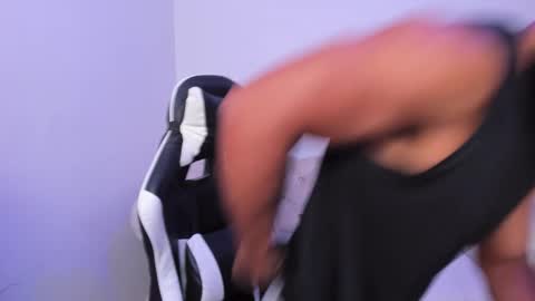 santiago_huntt online show from 02/13/26, 08:38