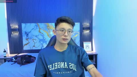 santiago_russo18 online show from 02/06/26, 07:06