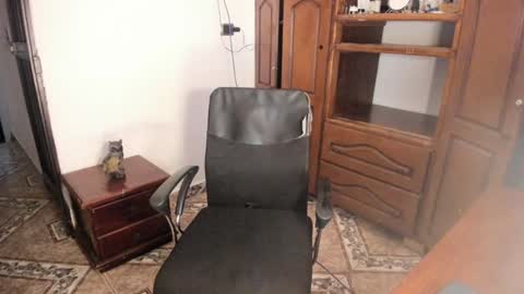 Snapshot of santiceballo chatting on 12/06/24, 11:57 Julius Novachrono online show from 12/06/24, 11:57