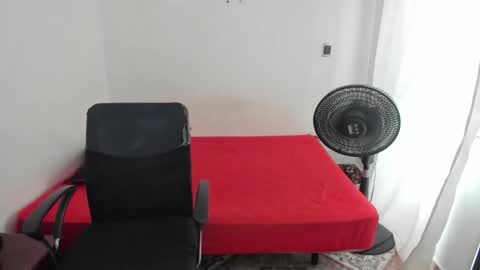 Snapshot of santiceballo chatting on 01/23/25, 05:31 Julius Novachrono online show from 01/23/25, 05:31