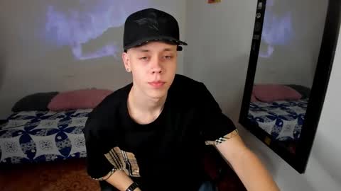 Snapshot of santiceballo chatting on 02/20/26, 05:15 Julius Novachrono online show from 02/20/26, 05:15