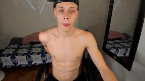 Snapshot of santiceballo chatting on 02/23/26, 09:17 Julius Novachrono online show from 02/23/26, 09:17