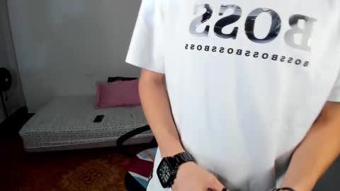 Snapshot of santiceballo chatting on 03/02/26, 07:26 Julius Novachrono online show from 03/02/26, 07:26