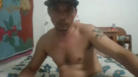 Snapshot of santichai561323 chatting on 02/02/26, 01:15 santichai561323 online show from 02/02/26, 01:15