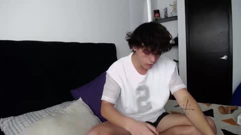 Santii online show from 01/17/25, 07:49