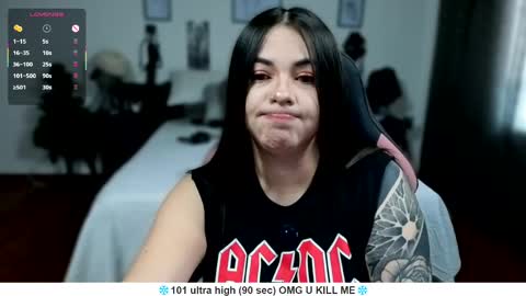 Snapshot of santos_liah chatting on 04/23/26, 12:29 Liah Santos online show from 04/23/26, 12:29