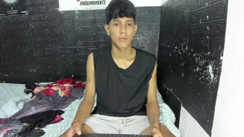 Snapshot of santos_xd chatting on 05/18/26, 04:29 santos online show from 05/18/26, 04:29