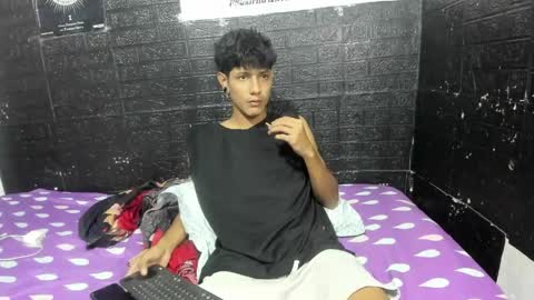 Snapshot of santos_xd chatting on 05/31/26, 03:26 santos online show from 05/31/26, 03:26