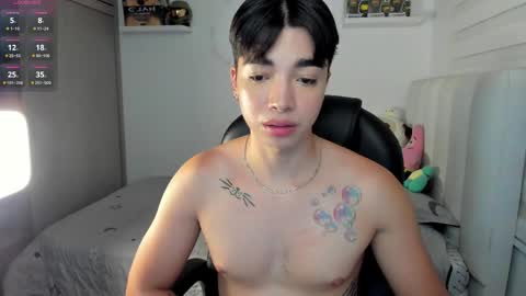 Mr. Santiago online show from 11/28/25, 01:36