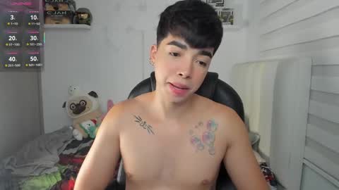 Mr. Santiago online show from 04/19/26, 01:32