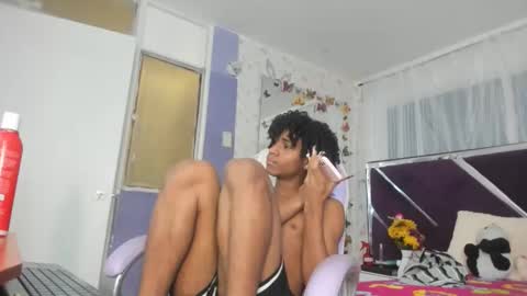 Snapshot of santy_bigcock_01 chatting on 11/24/25, 03:28 santy online show from 11/24/25, 03:28