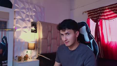 Santyago online show from 01/01/25, 06:49