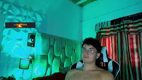 Santyago online show from 03/10/25, 07:18