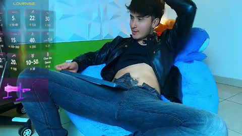 Santyago online show from 09/16/25, 07:37