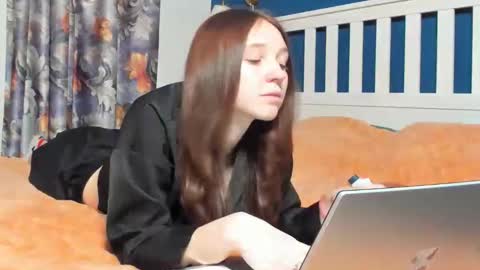 santythousand online show from 12/17/25, 03:51