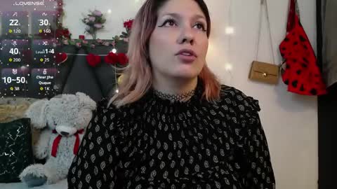 sanyaseraphine0 online show from 03/31/26, 07:36