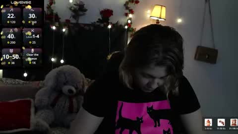 sanyaseraphine0 online show from 06/09/26, 07:25
