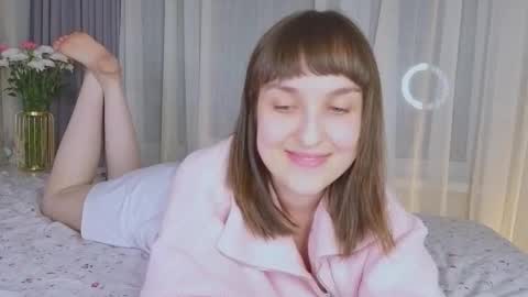 Anny online show from 10/24/25, 11:01