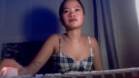 sapphire_amora online show from 09/10/25, 06:24