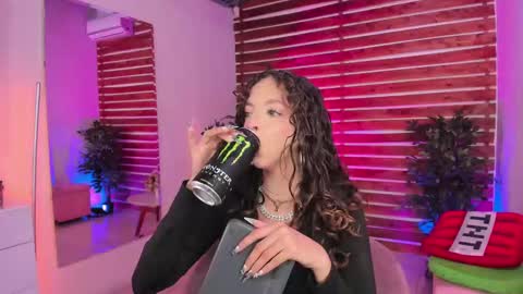 Valerin online show from 10/07/25, 01:25