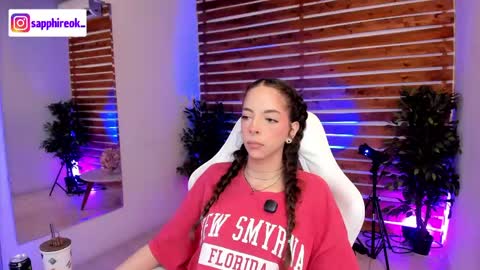 Snapshot of sapphire_venus chatting on 05/15/26, 01:12 Valerin online show from 05/15/26, 01:12