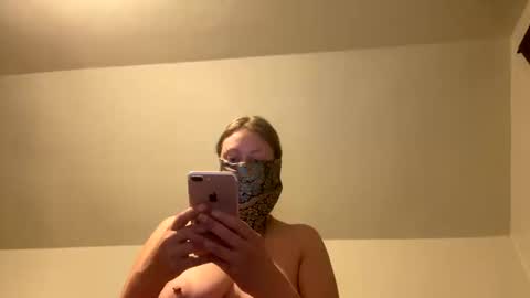 Snapshot of sapphirenyx69 chatting on 09/10/25, 07:19 Sapphire Nyx online show from 09/10/25, 07:19