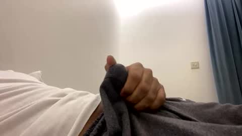 saqib332243 online show from 04/10/26, 10:36