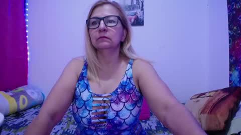 sara online show from 03/11/25, 11:55