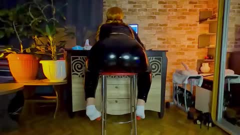 Snapshot of sara__foxy chatting on 03/10/26, 03:44 sara foxy online show from 03/10/26, 03:44