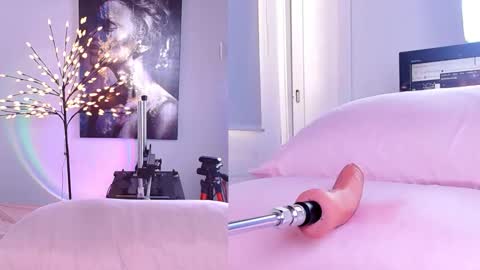 SARA online show from 11/28/25, 02:42